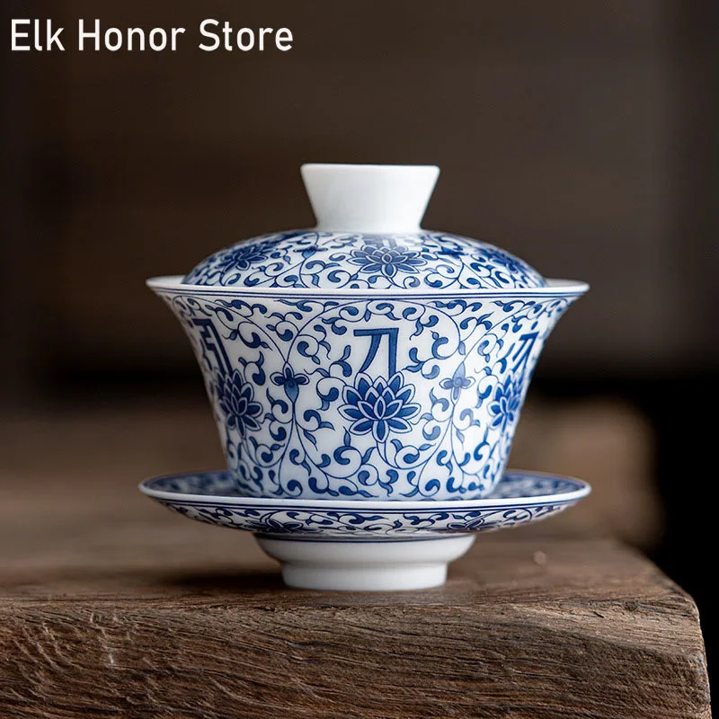 

150ml Blue And White Porcelain Tea Tureen Flower Art Sancai TeaCup Single Cup Tea Bowl With Cover Household Kung Fu Tea Teaware