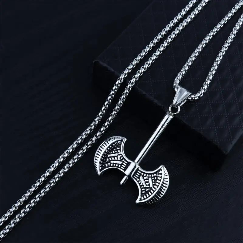 

Fashion Titanium Steel Alloy Axe Pendant Necklace Punk Man Personality Locomotive Accessories Biker Gift