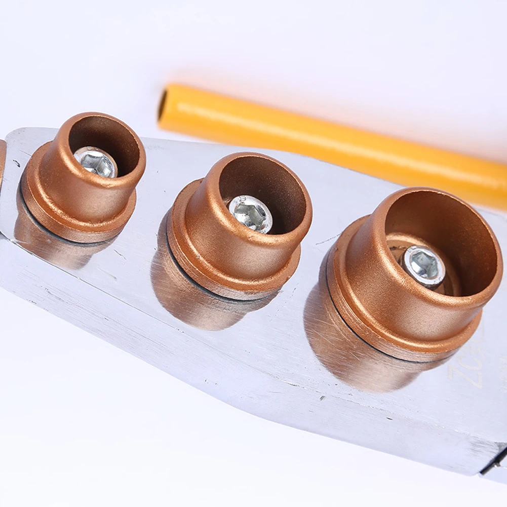 

Pipe Welding Machine Pipe Fusion Welder Handheld Digital Display for PPR PE PP 20-63mm Pipes 220V 1000W Quick Welding Tool