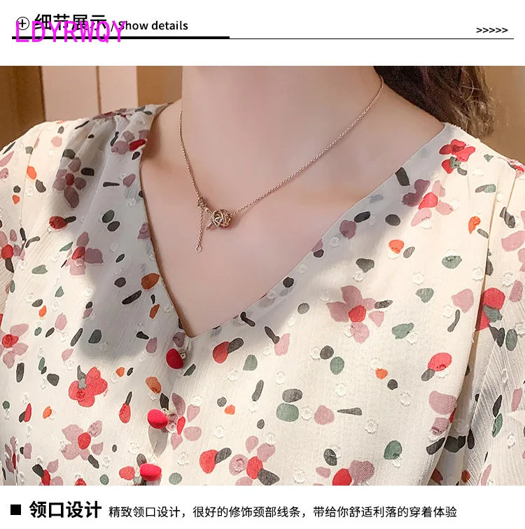 

2020 small floral French style new sweet dress Knee-Length Office Lady Polyester Zippers V-Neck