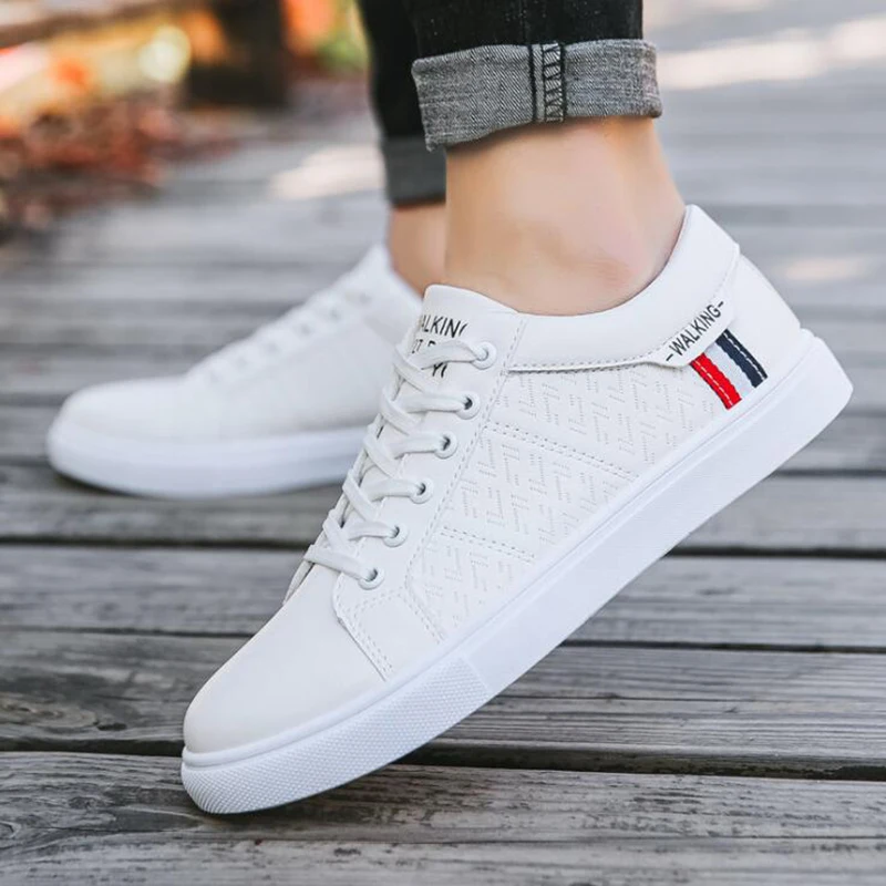 

Man White vulcanized sneakers Casual Shoes flat comfortable shoes 2021 fashion sneakers zapatillas hombre Men tennis Shoes