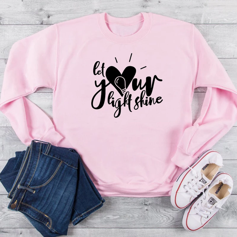 Пуловер с надписью Let your light shine свитшот рисунком в виде большого сердца