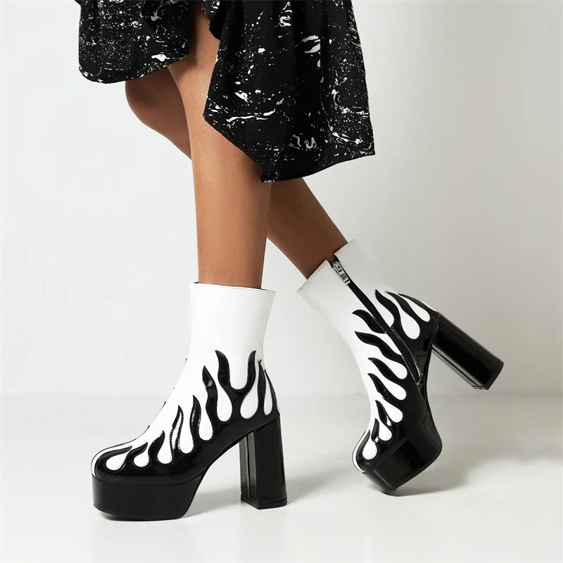 Женские ботильоны на платформе и очень высоком каблуке осенне-зимние ботинки в