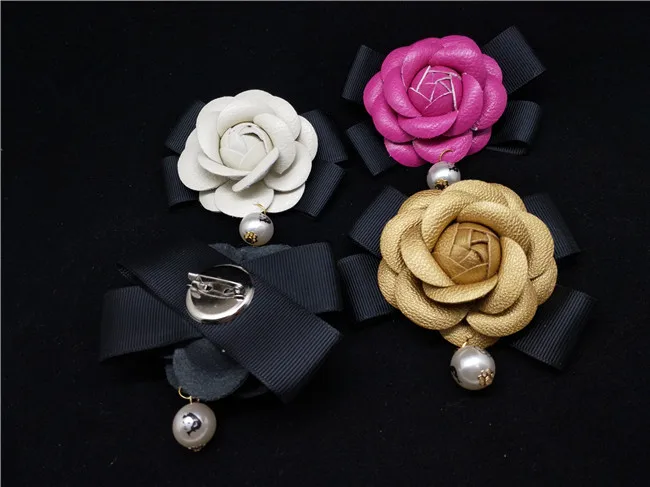 IN Stock Female All Match Charm Camellia Flower Brooch Quality Leather Black&White&Rose&Mix Cloth Bow Pearl Women Diy Brooches