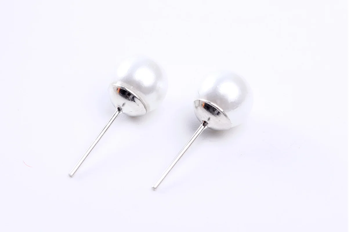 

2021 new jewelry wholesale hot selling simple women's earrings giveaway small beans anti-allergic pearl studs