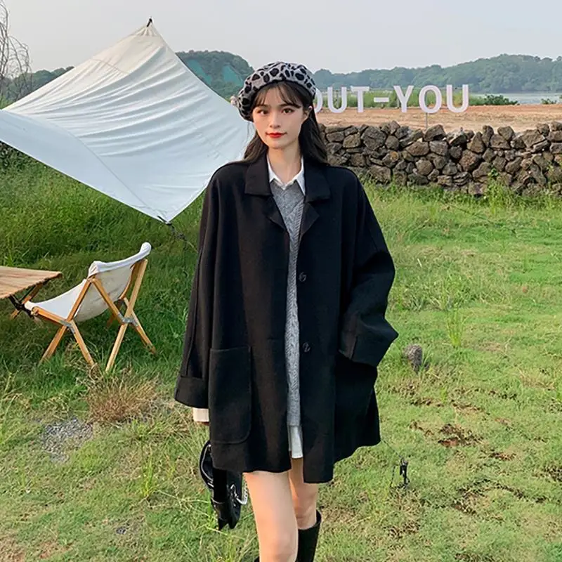 

Autumn and Winter Korean version 2020 New loose mid-length drape sense temperament long-sleeved woolen coat female student coat