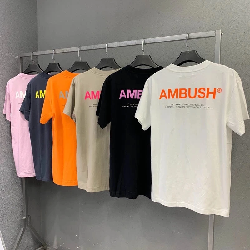 

European and American fashion brand reflective letters short-sleeved high-quality casual men and women the same T-shirt