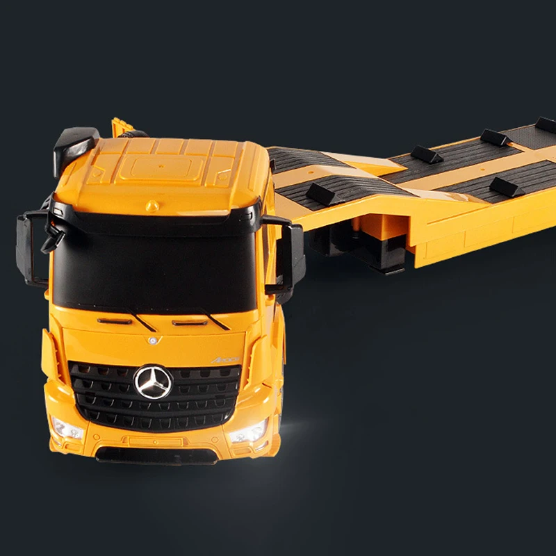 модель грузовика с дистанци