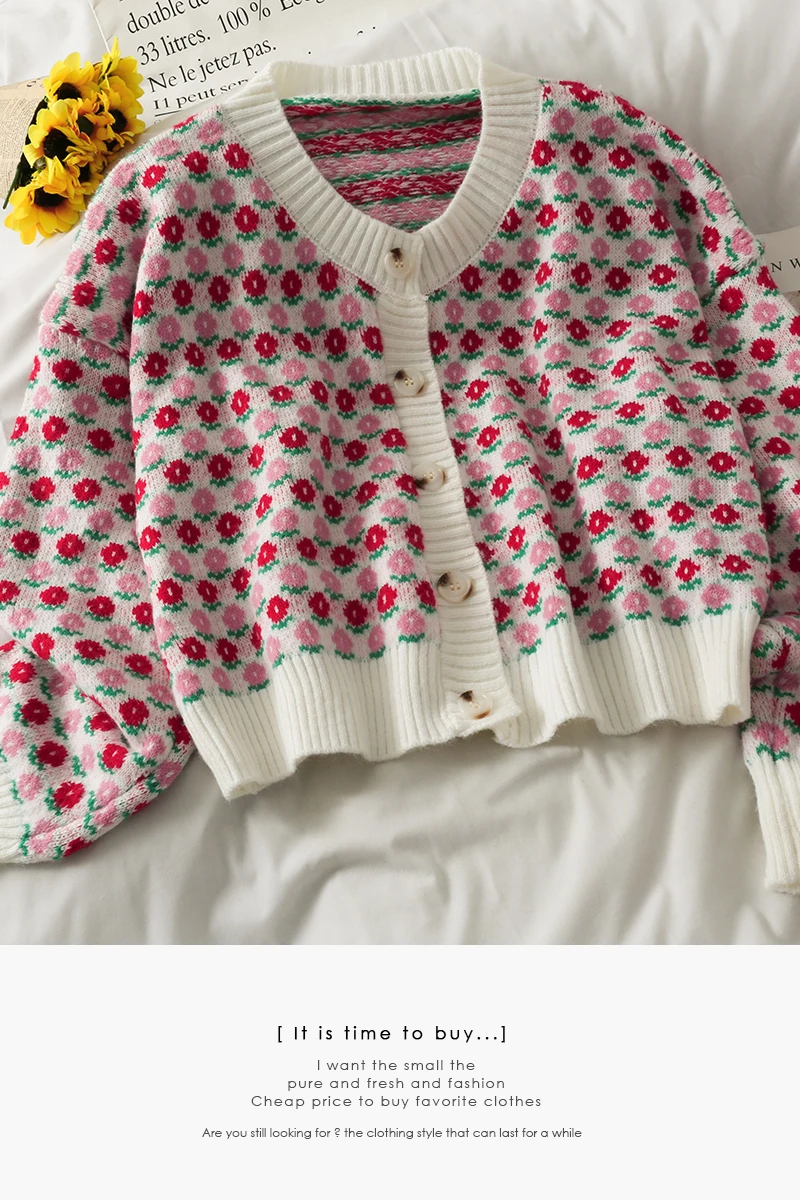 

2021 autumn sweet wind color matching round neck single-breasted long-sleeved sweater new printing loose knit sweater top
