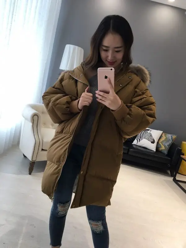 Женский пуховик на утином пуху куртка большого размера с натуральным мехом енота