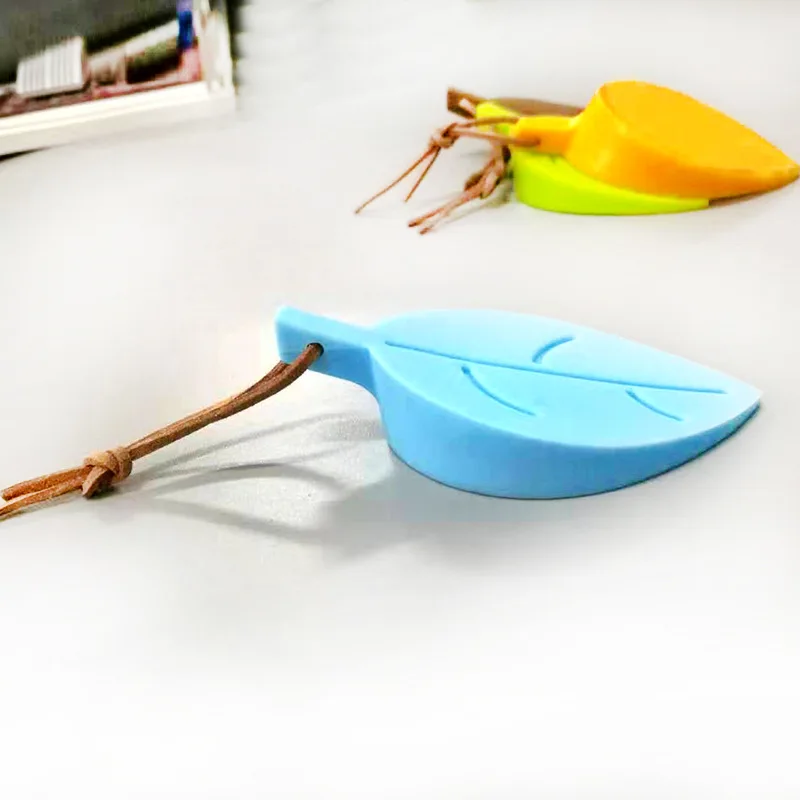 1 шт. симпатичный мультяшный силиконовый держатель для двери в виде листьев