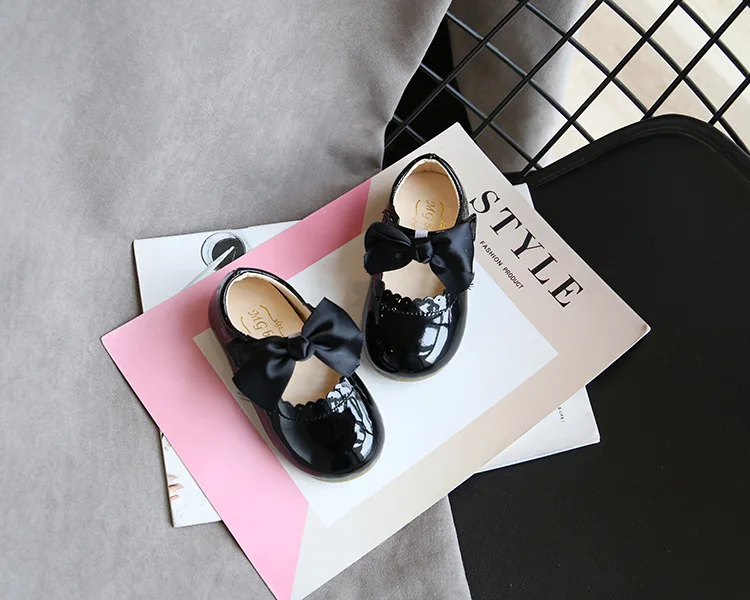 New children's toddler shoes baby girl Princess lovely bowknot Liang Pi tie antiskid leisure school 0-1-3-6 years old | Детская