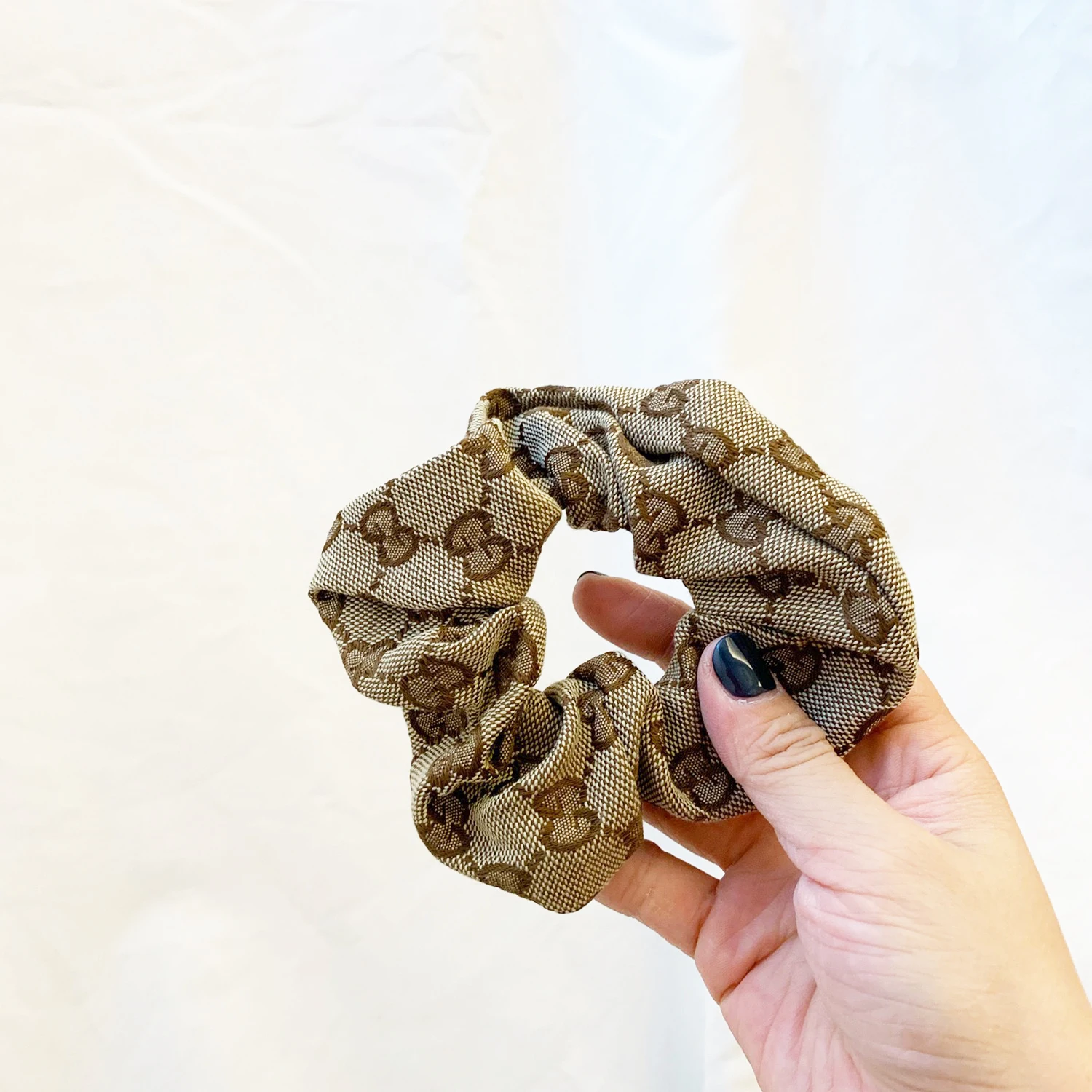 

Famous Brand Designer Fashion Letter Scrunchies For Woman Hair Accessories Elastic Hair Bands