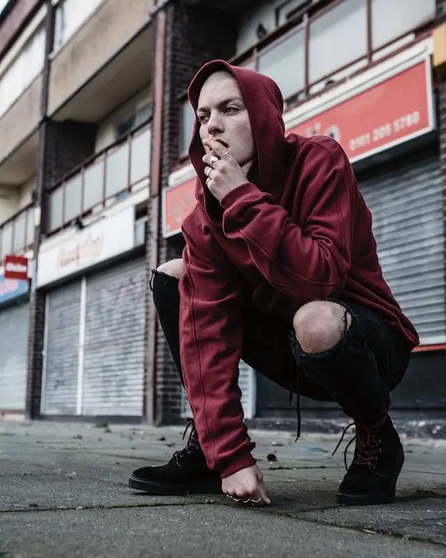 

2019 Black Icon new fashion pants men skinny jeans Men streetwear ripped jeans for man Hiphop Men broken holes Jeans Trousers