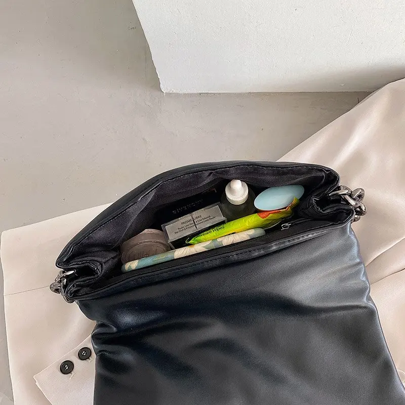 

Disney Women's Shoulder Bags 2021 Denim Quality Thick Metal Chain Shoulder Purses And Handbag Women Clutch Bags Ladies Hobo Bag