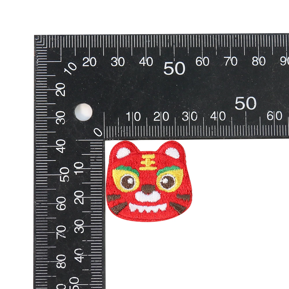 2 шт. Детские нашивки с вышивкой Тигр | Дом и сад