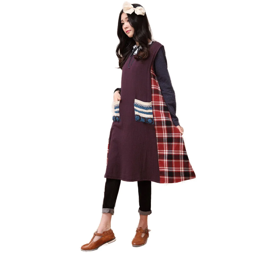 Жилет женский клетчатый длиной до колена без рукавов с двумя карманами и круглым