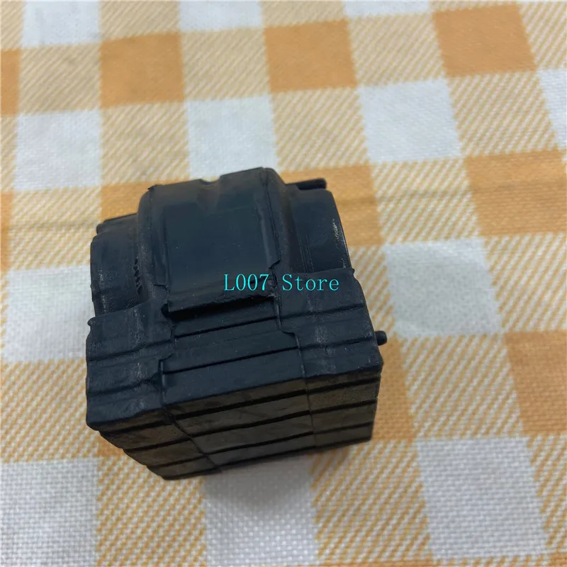 1 шт. оригинальный комплект втулок стабилизатора передней оси втулка