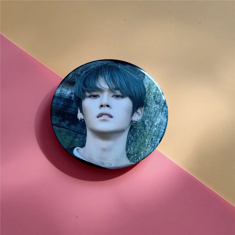 KPOP StrayKids новый альбом Cl é: брошь с рисунком на графине значок фотопечатью