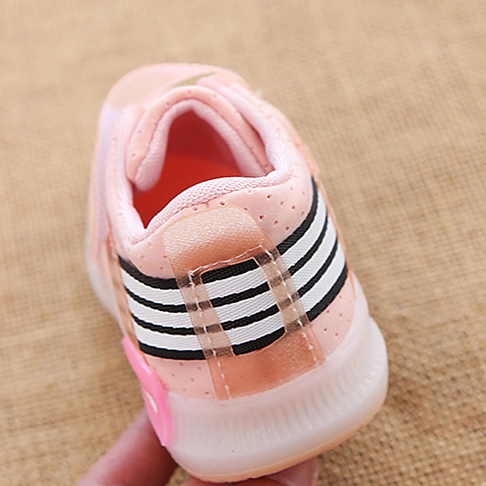 New Kids shoes Led shoes Casual Sport Running Shoes Sneakers Children Luminous Shoes Boys Girls Stripe Baby Non-slip Sneakers