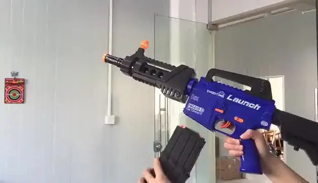 

Electric Soft Blaster Toy Gun for Boys Foam Bullet Hand Gun Refill Darts Multi-Player Game