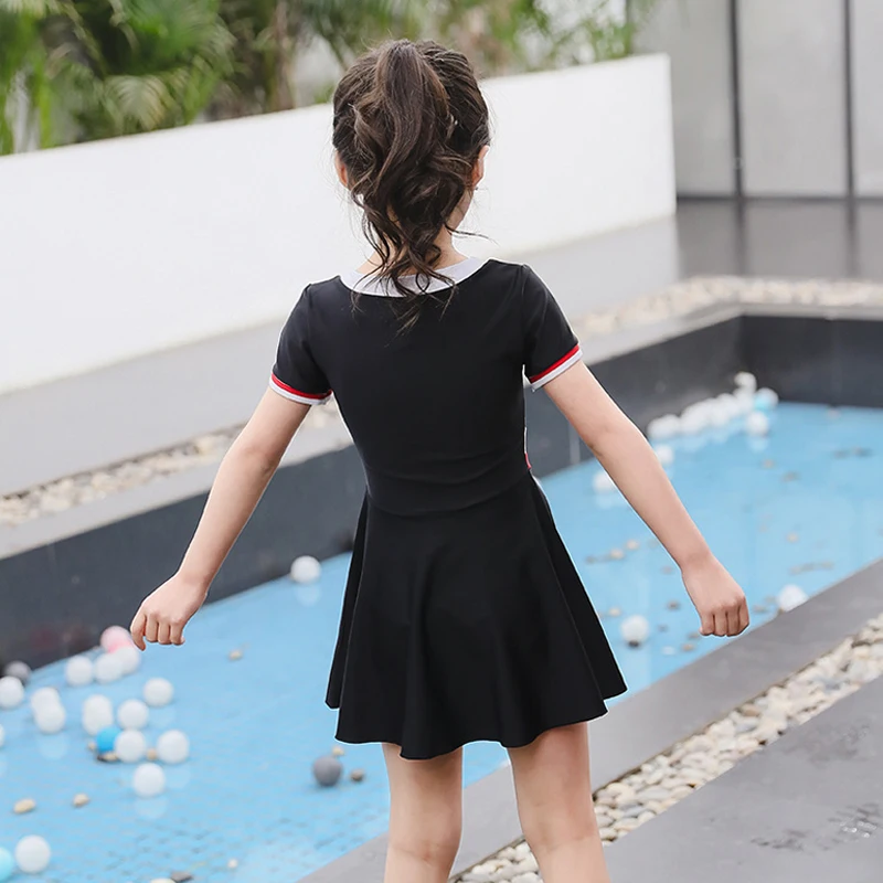 Купальник с оборками и коротким рукавом юбка купальный костюм из двух предметов