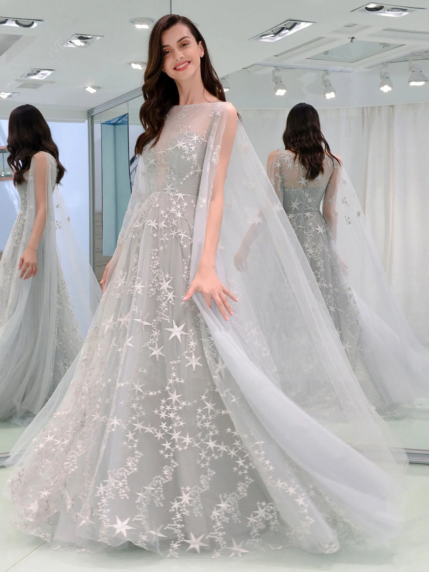 

Princess Mulitlayered Tulle Lace Appliqued Star Graceful Evening Dresses Stunning Sheer Custom Made Prom Party Dress