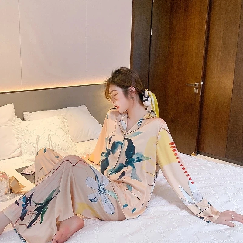 Luxurious Women's Pyjama Set Silk Long Sleeve Spring Autumn Ladies Pajama Sut 2 Pcs with Pants Satin Loose Sleepwear for Female