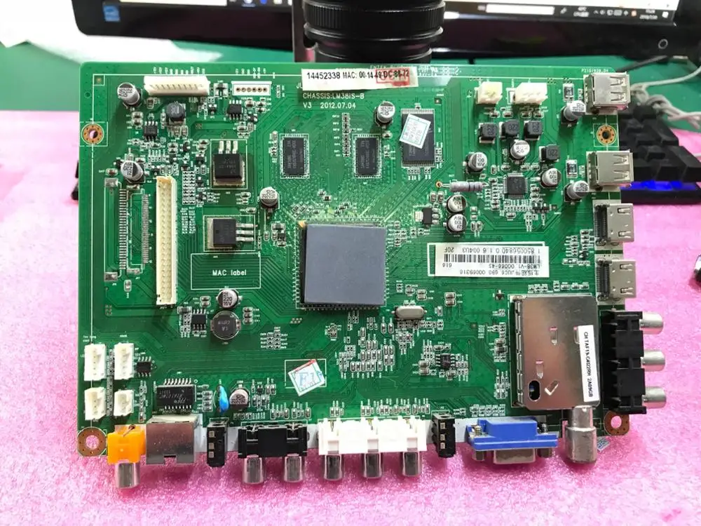 

Original 3D32B LED42B3100IC motherboard JUC7.820.00064487 screen 00069316