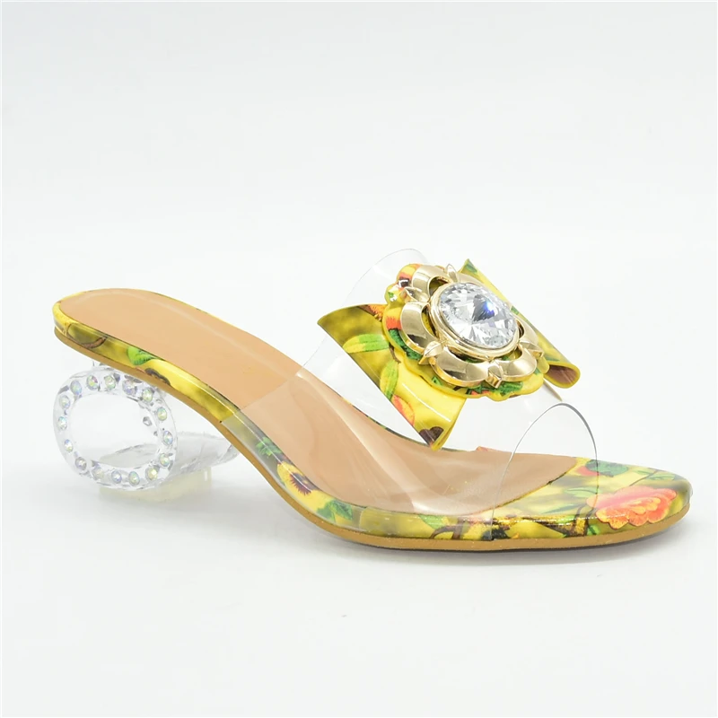 Новинка 2021 г. Женские сандалии зеленого цвета Модные пикантные женские модельные