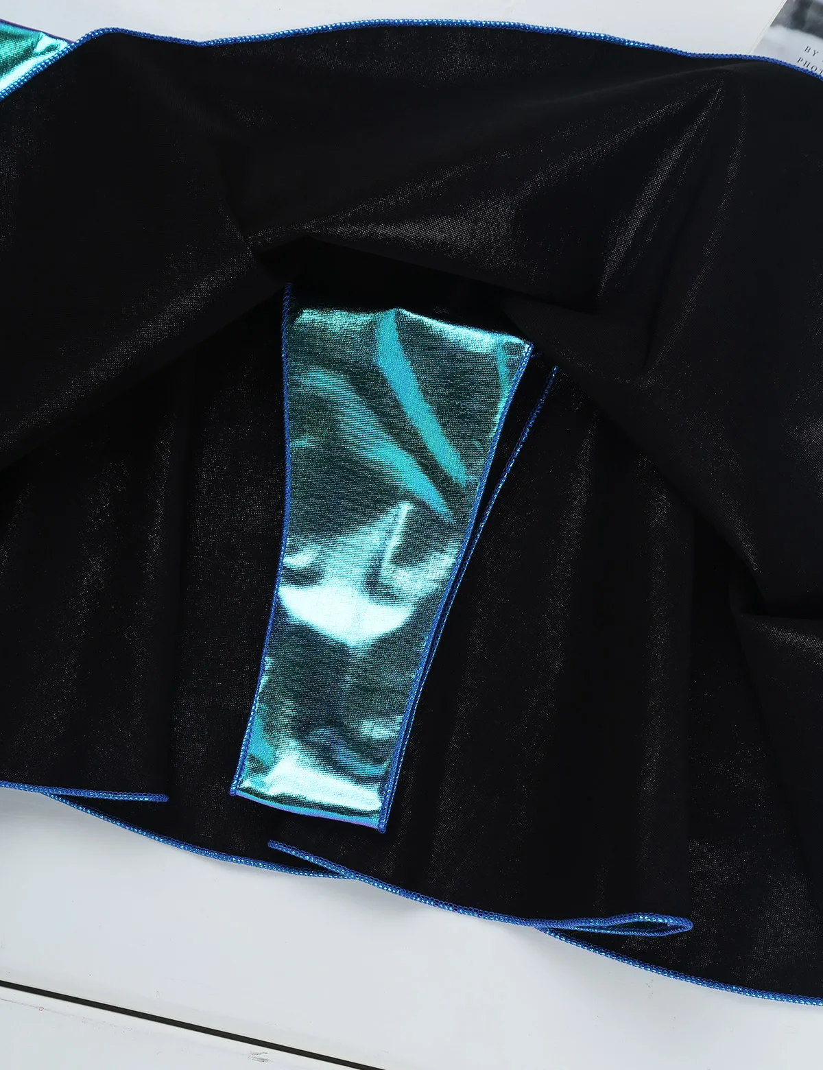 Женская двухслойная мини-юбка с оборками голографическая блестящая цвета