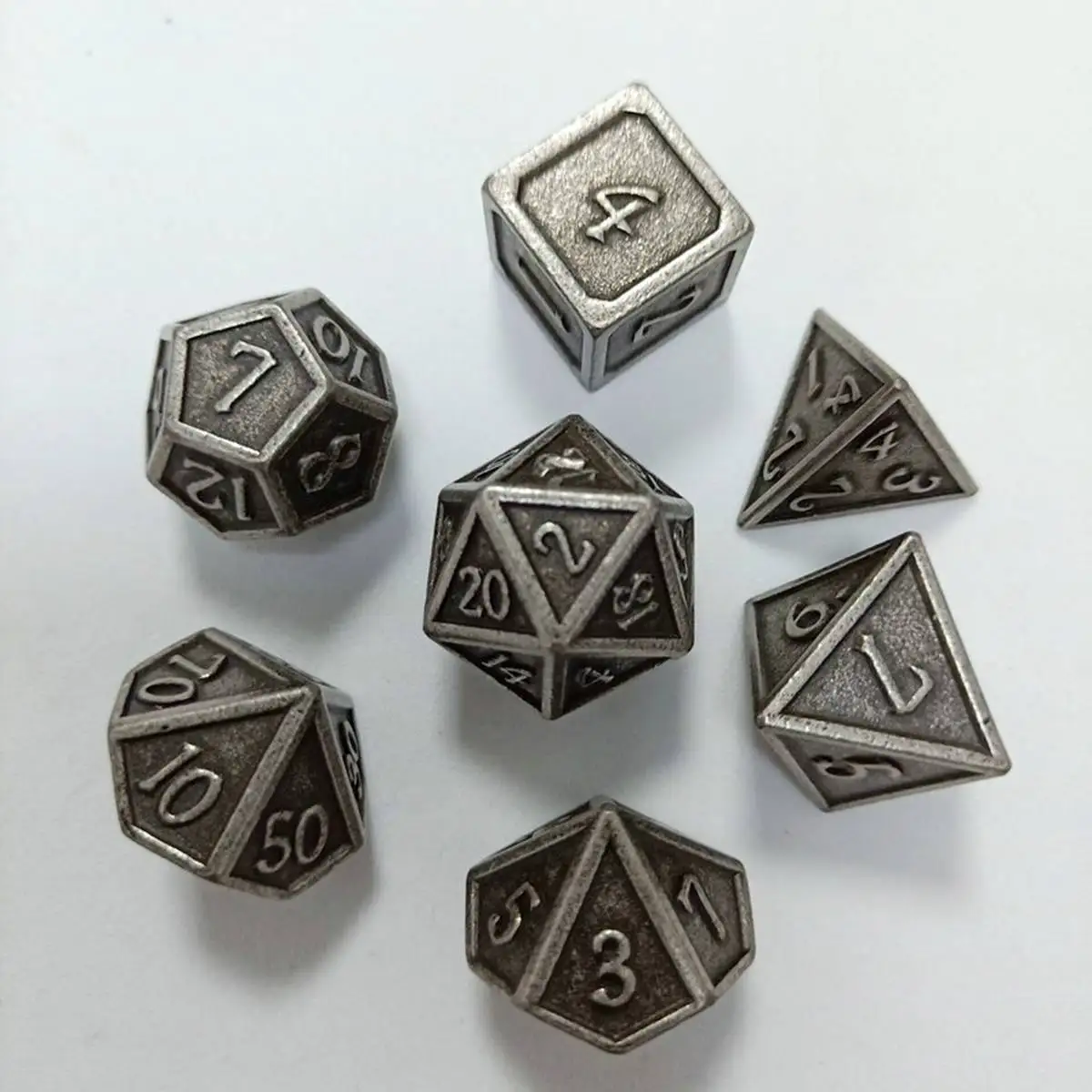 7Pcs рельефный рисунок Heavy Metal многогранные кости набор для ролевые игры настольные