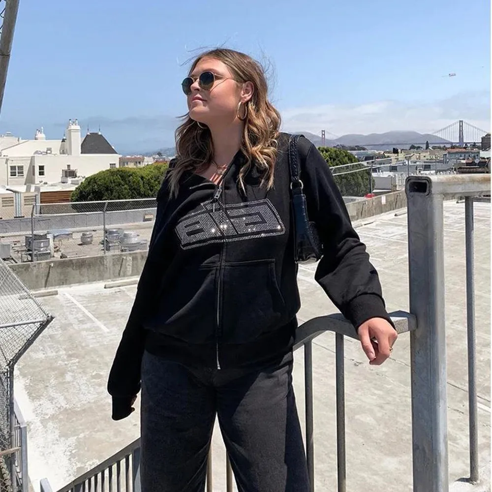 

Thick sports Euro-American style spring 2021 new hoodie round neck loose letter hot drill zipper hoodie