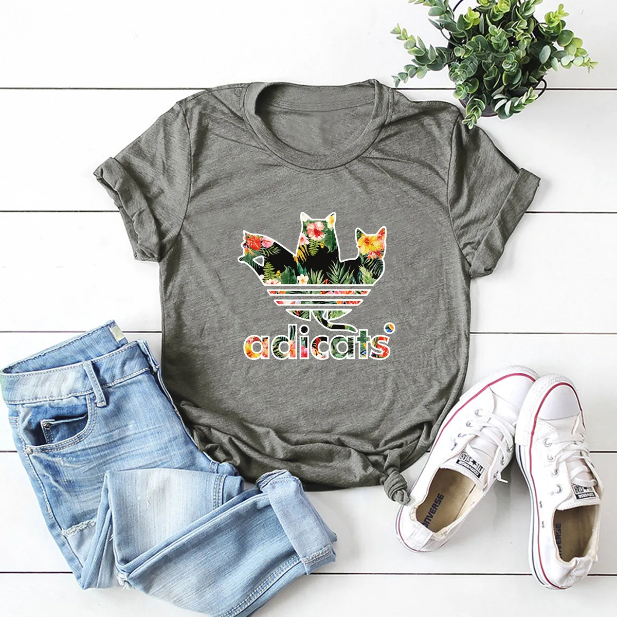 

Goods In Stock! European and American Adidicats Cat Letter Short Sleeve Women's Cotton T-shirt Summer Plus Size