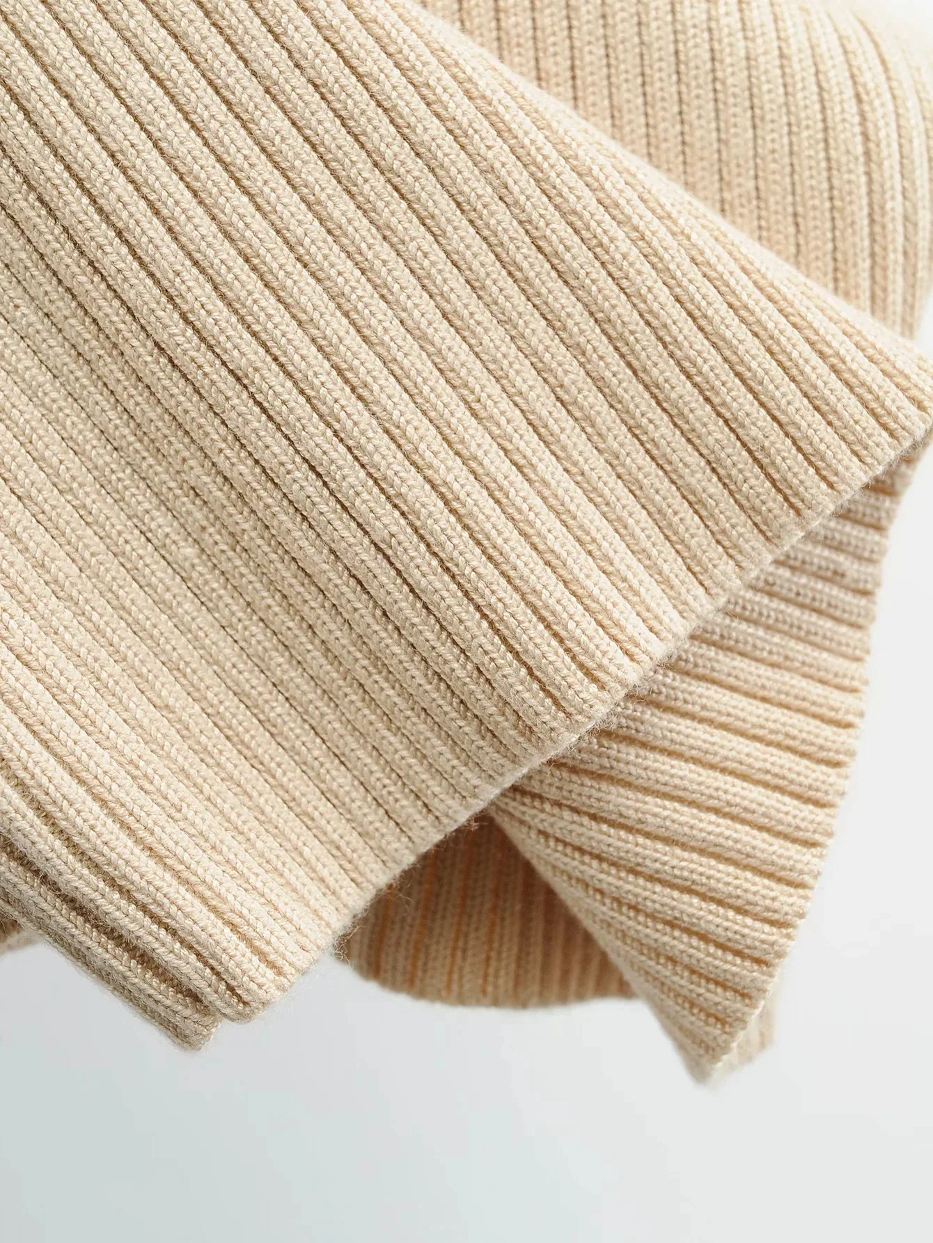 

Halter top 2021 summer new knitted Tops women's fashion trend V-neck cross tie solid color sexy slim knit sling tops for women