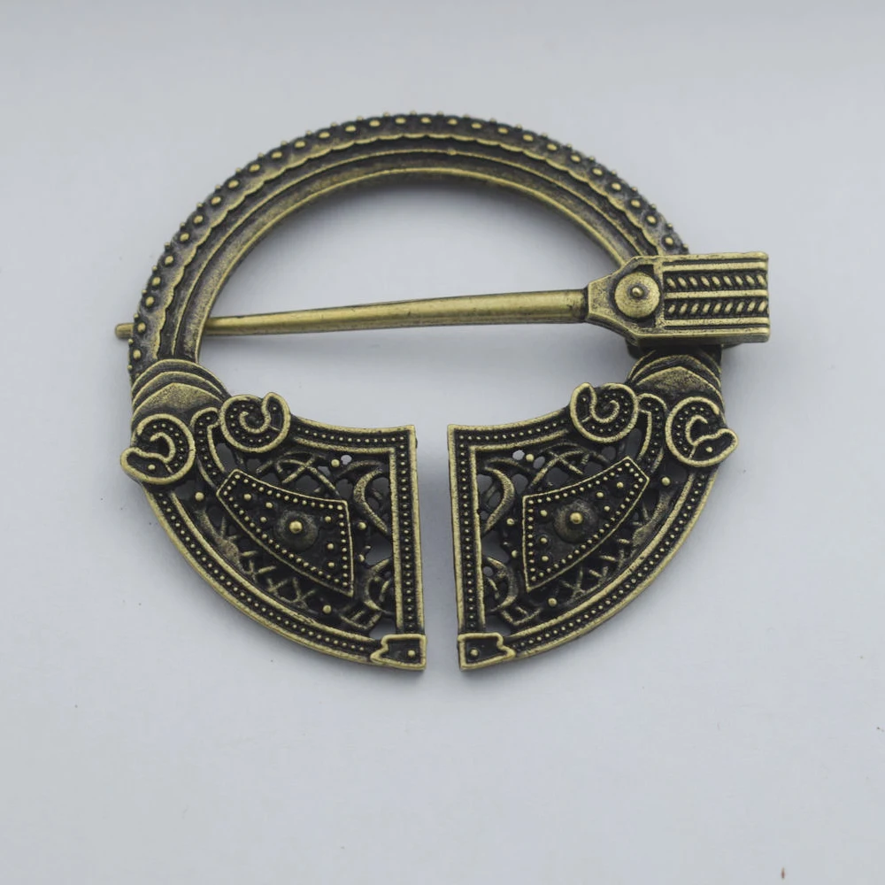 Винтажная брошь на застежке для одежды | Украшения и аксессуары