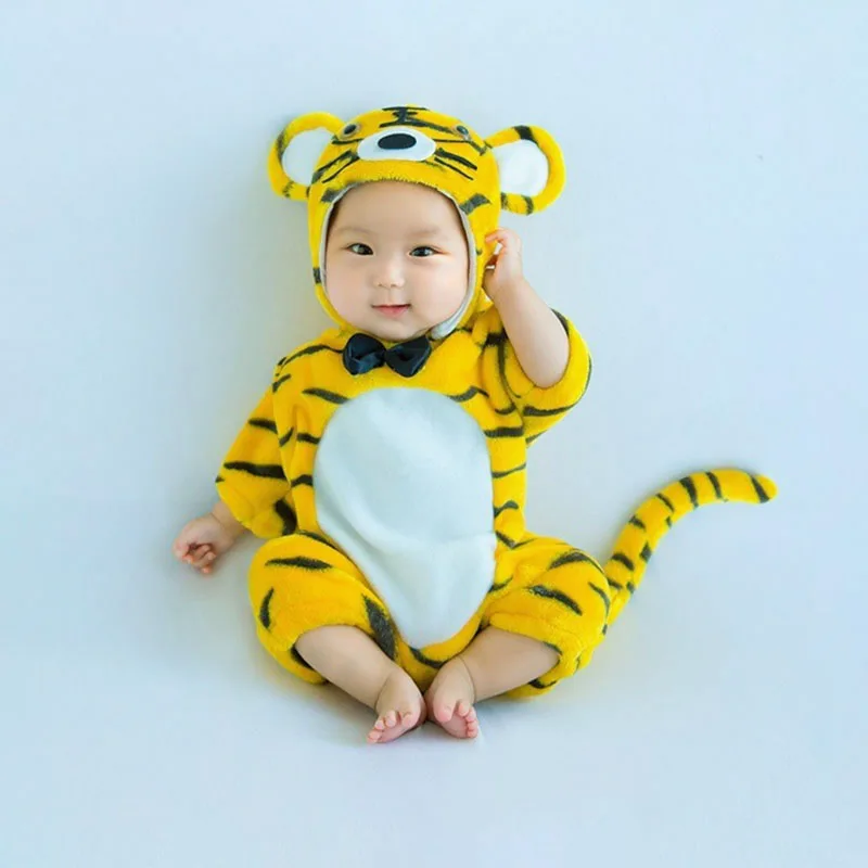 ❤️CYMMHCM Baby Photography Clothing Tiger Hat+Jumpsuit 2Pcs/set Studio Baby Photo Props Infant Shoot Cute Cartoon Clothes 6-12M