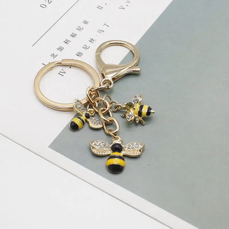 

3 Cute Lnsect Little Wasp Keychains, Metal Bee Lobster Chain Keychains, Bee-loving Jewelry, Gifts For Ladiesinsect
