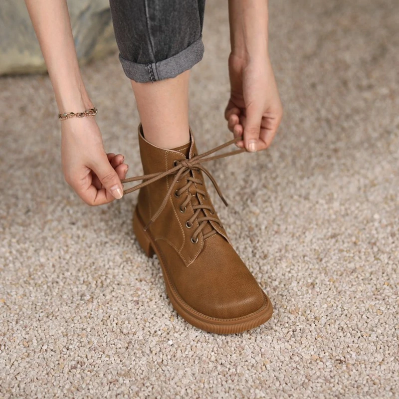 

2021 Fashion Women Shoes Round Toe Low Heel Shoes Women Split Leather Ankle Boots Lace-up Solid Black Boots Casual Cute Shoes