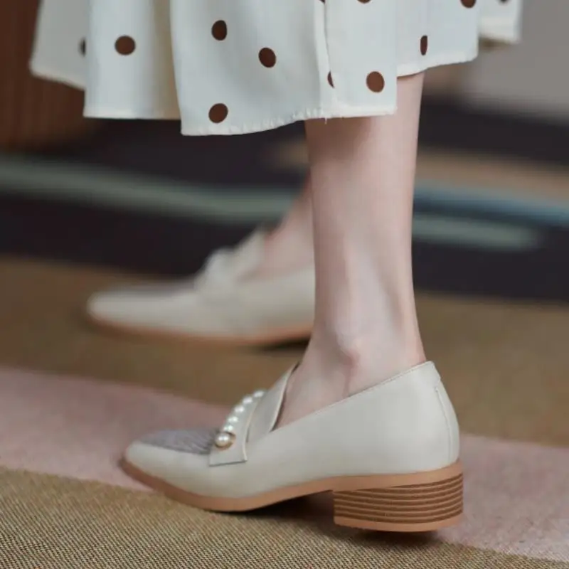 

KemeKiss New Flat Shoes Women Genuine Leather String Beads Women Fashion Square Toe Women Shoes Party Footwear Size 33-40