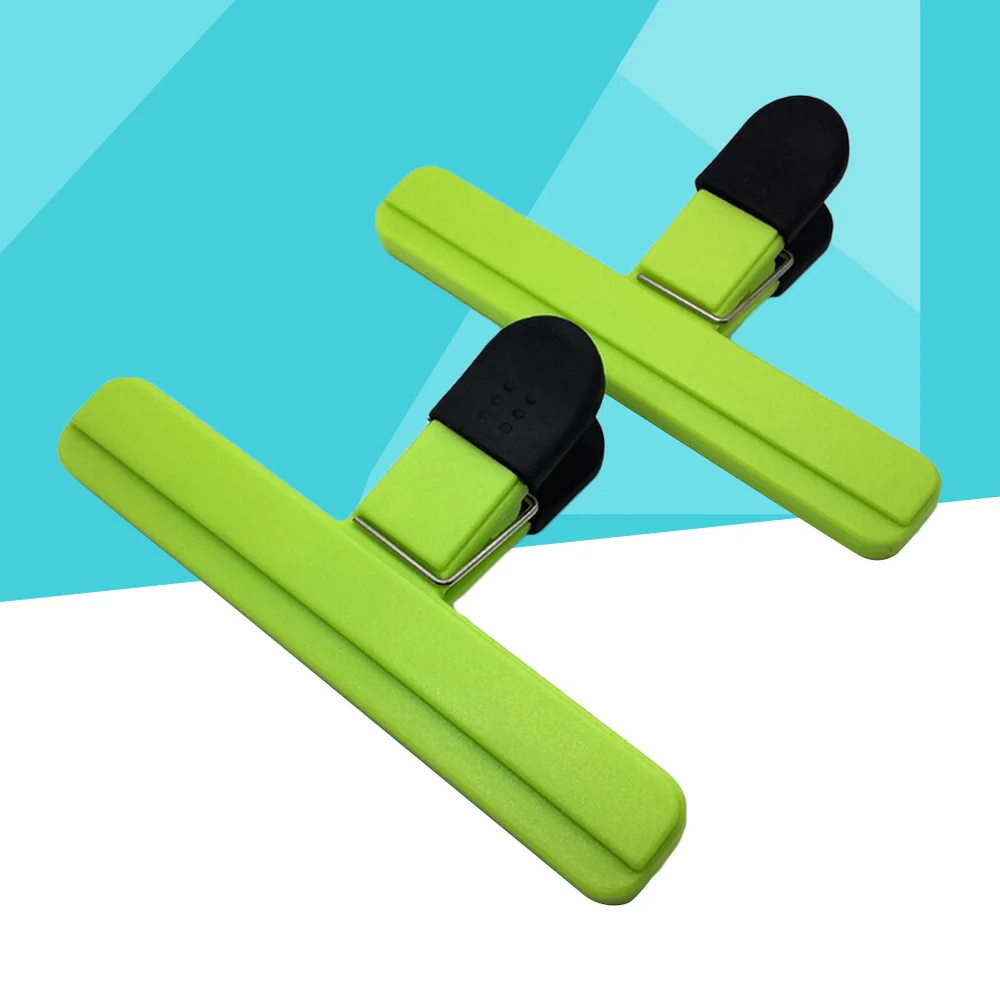 

2Pcs Food Sealing Clips Cartoon Patterned Portable Moisture-proof Fresh-keeping Clamp Snack Sealer (Rosy)