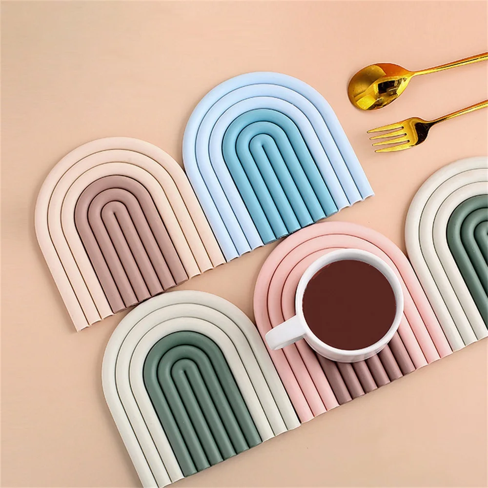 

1PC Silicone Coaster Rainbow Lace Coaster Tea Mug Coffee Cups Coasters Insulation Table Mat Kitchen Pads Decorative Coaster