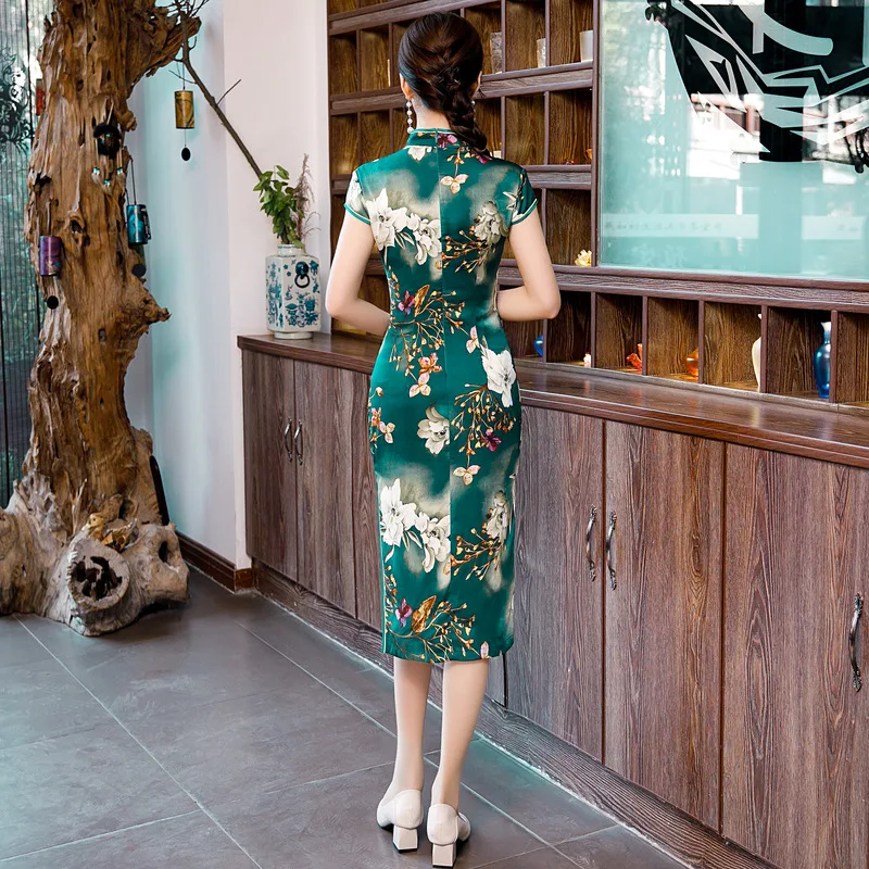 2020 новая весенняя одежда шелка средней Длина Винтаж платье Чонсам ежедневно из