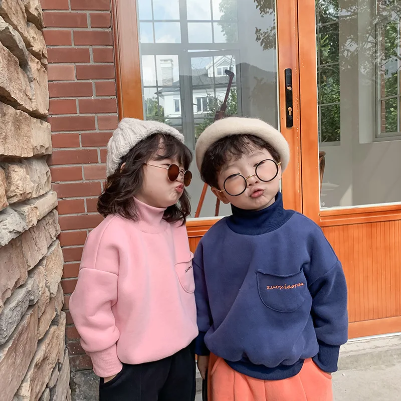 Зимние флисовые толстовки с капюшоном вышитыми буквами и высоким воротником для