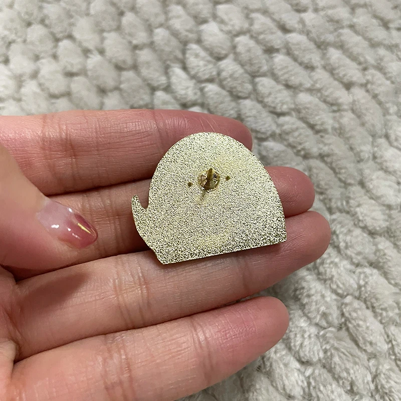 Эмалированная заколка с зеленым рыбьим хвостом и черными волосами - купить по