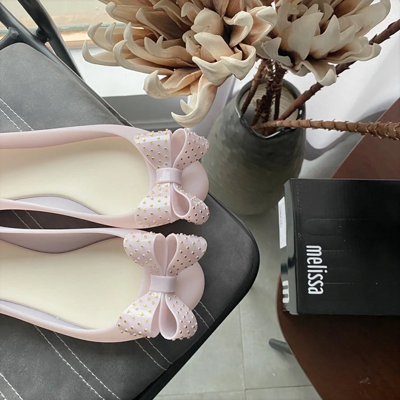 Сандалии-желе женские с заклепками и бантом на лето | Обувь