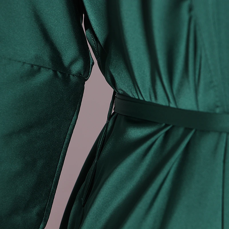 Женское шифоновое платье TWOTWINSTYLE весеннее белое с бантом отложным воротником