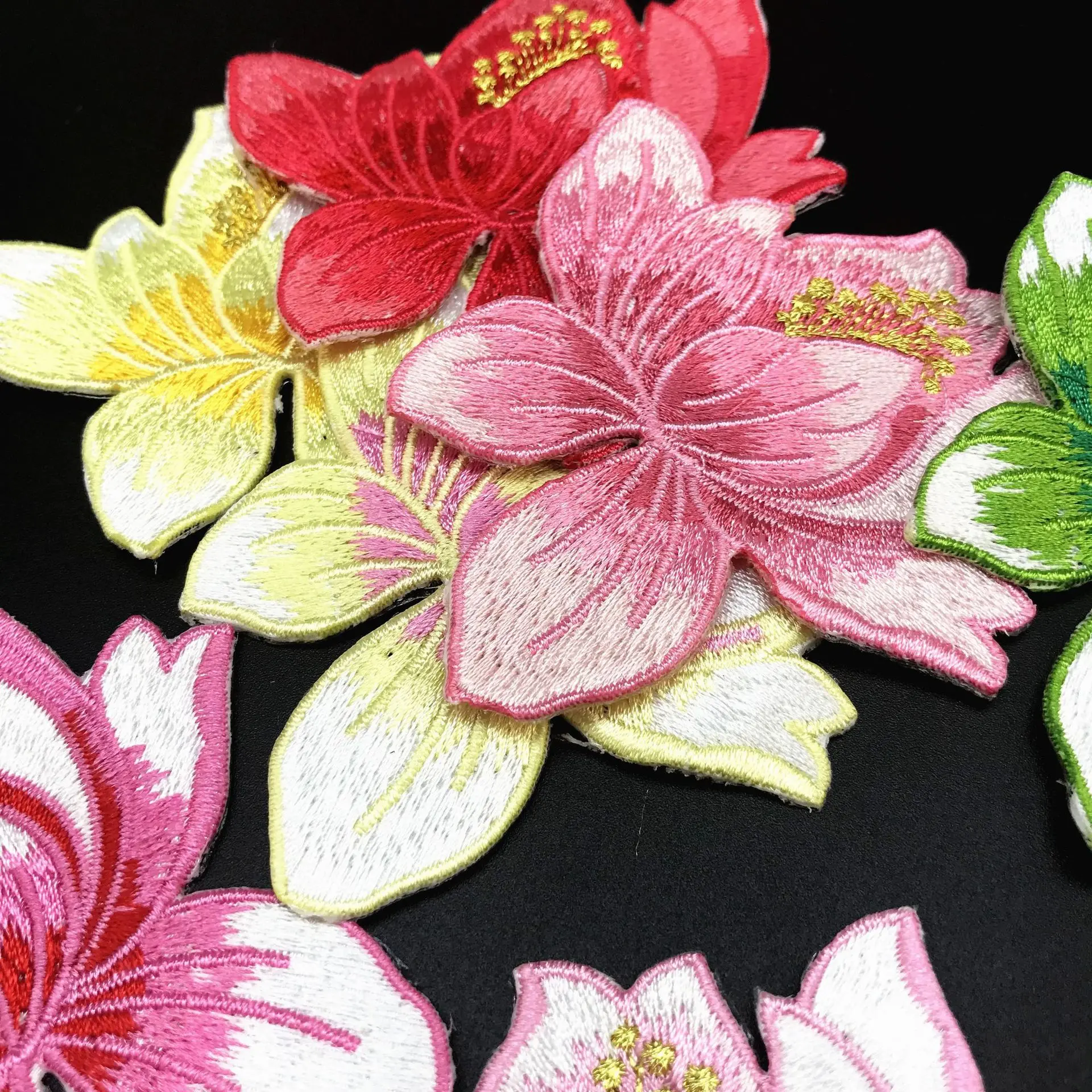 Цветок лотоса Аппликация для одежды с вышивкой наклейка ткань материал Cheongsam