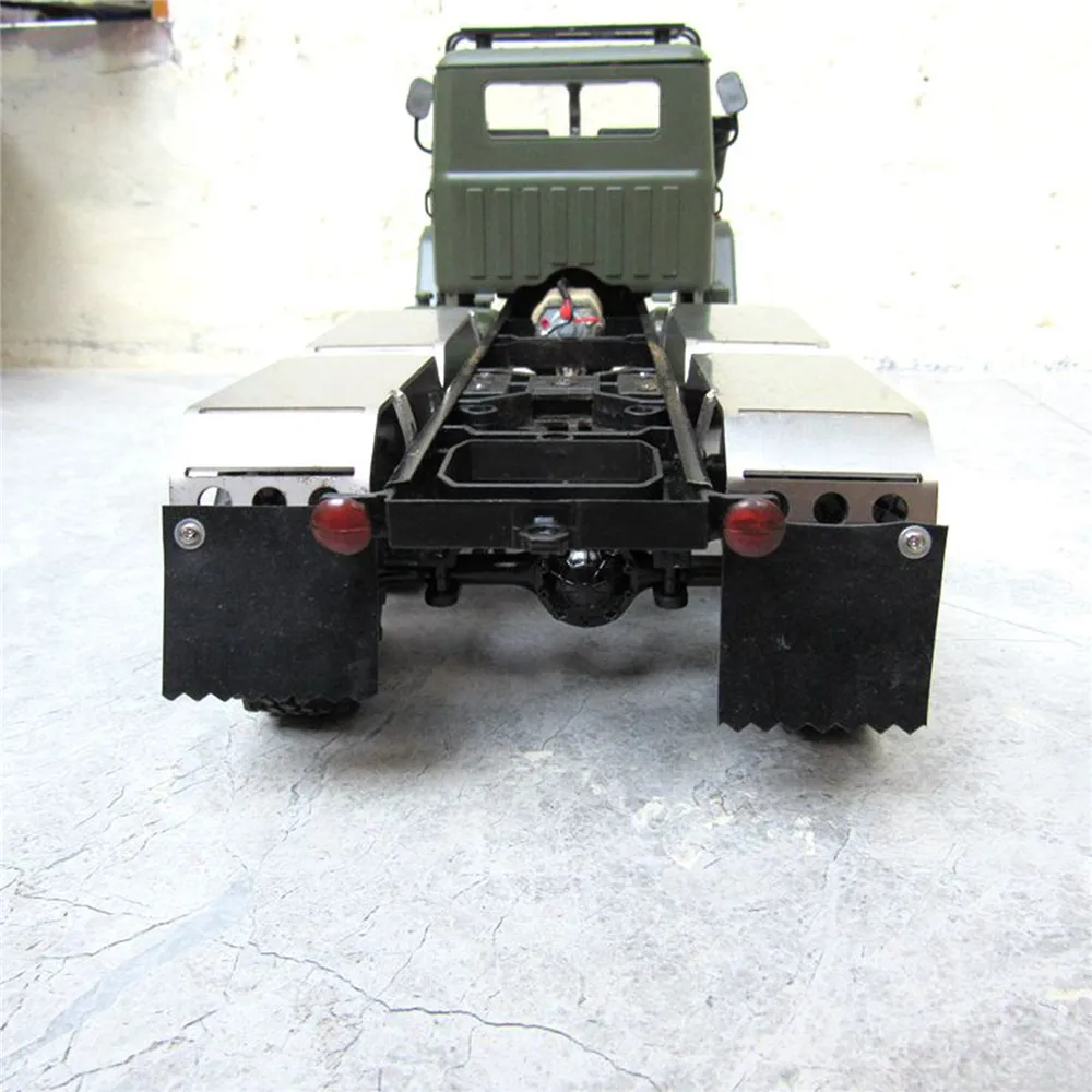 пара металлических задних г