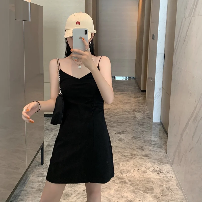 Женское платье в стиле Хепберн Черное короткое во французском ретро на